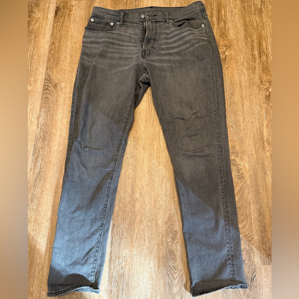 Abercrombie & Fitch Men's Dark Grey Athletic Skinny Jeans